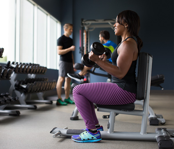 Многофункциональная скамья Precor Discovery Line DBR116