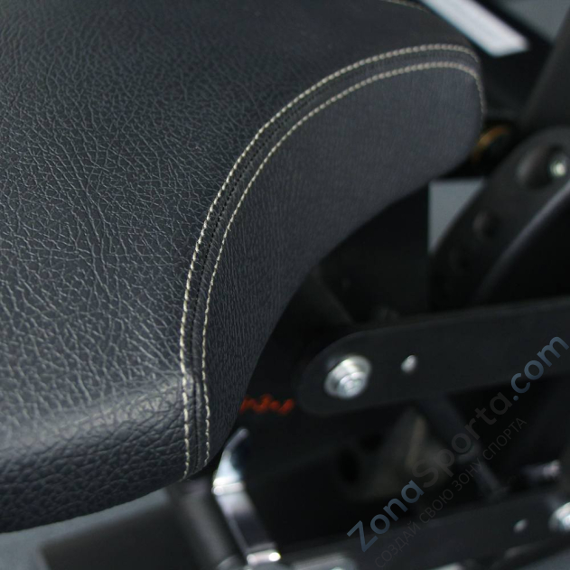 Сгибание ног сидя Protrain V8-505-200